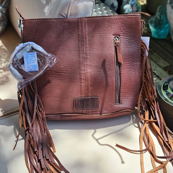 Beautiful Hand Tooled Concealed Carry Handbag - Picture 3 of 9